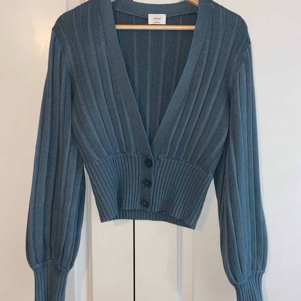 Wilfred Plunge Front Cardigan - Aritzia